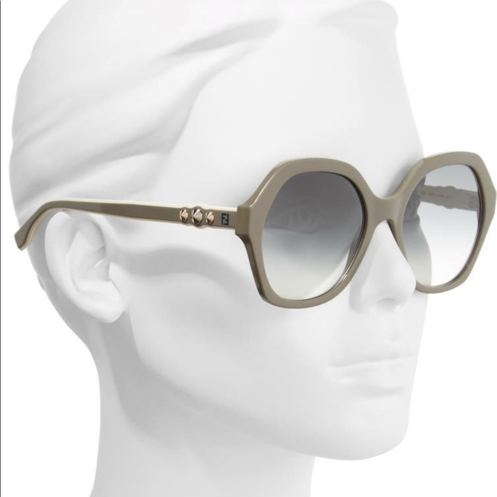 Fendi 56mm Oversized Sunglasses